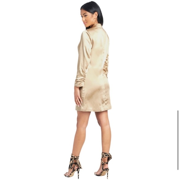 Champagne satin blazer dress - Picture 2 of 9